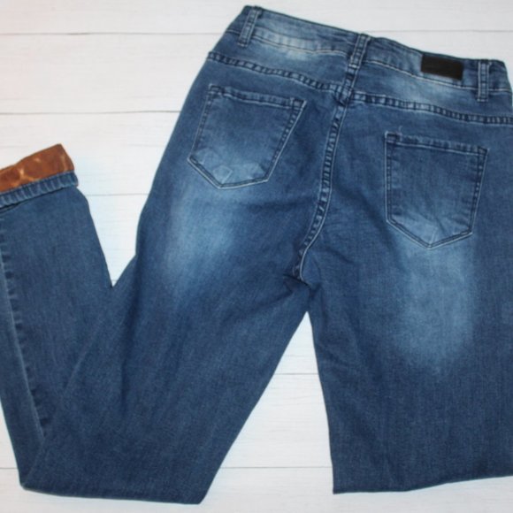 L&B Leopard Patch High Rise Jeans Size 6 Lucky & Blessed Size 6 - Picture 4 of 5